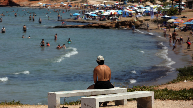 Greek companies paid 1.15 million euros in fines for beach violations